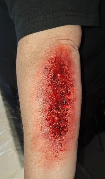 Graze and abrasion effect